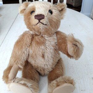 Steiff "Schnuffy" Teddy Bear, Michelle D. Clise 0227/33